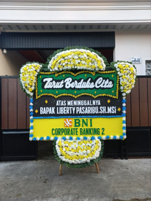 Papan Bunga Duka di Jemaja Barat